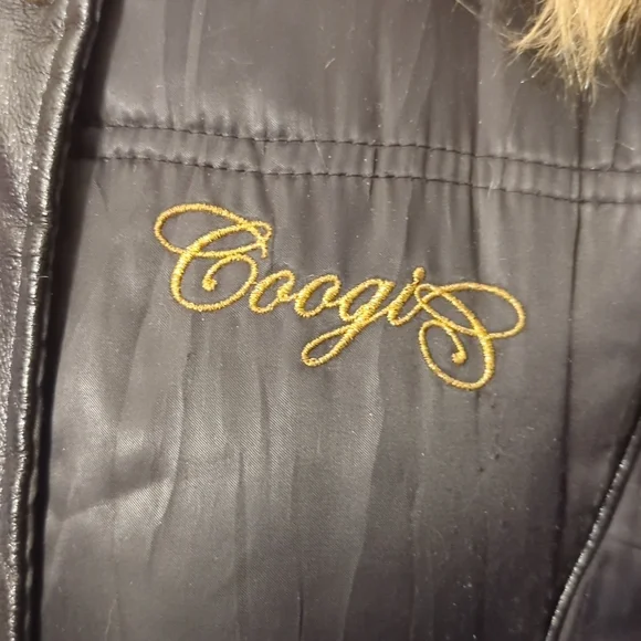 Vintage Coogi Puffer Jacket with Removable Faux Fur lined hood Size Medium - Picture 4 of 14